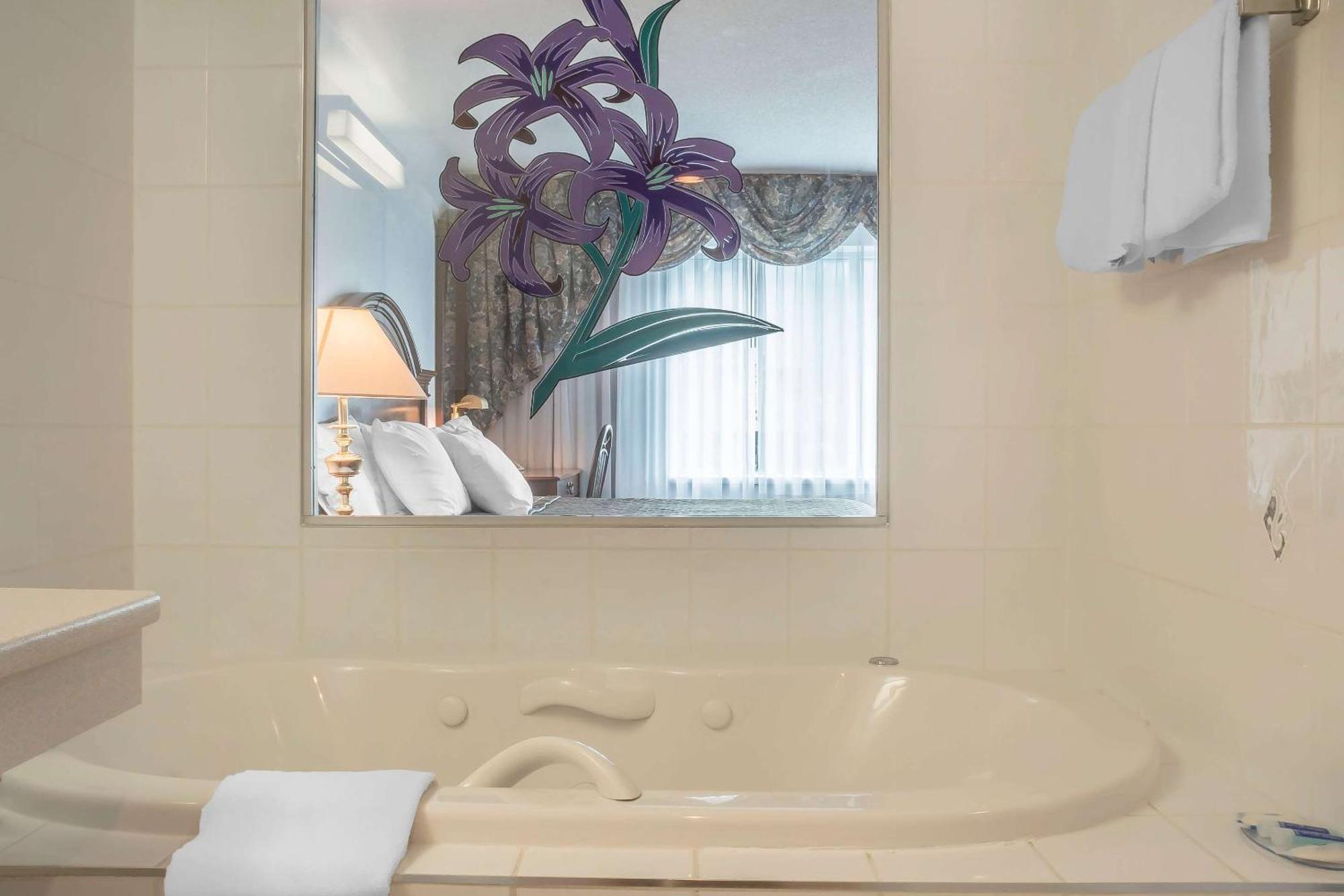 Rodeway Inn Fallsview Niagara Falls Zewnętrze zdjęcie