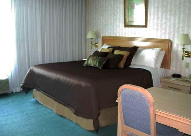 Rodeway Inn Fallsview Niagara Falls Zewnętrze zdjęcie